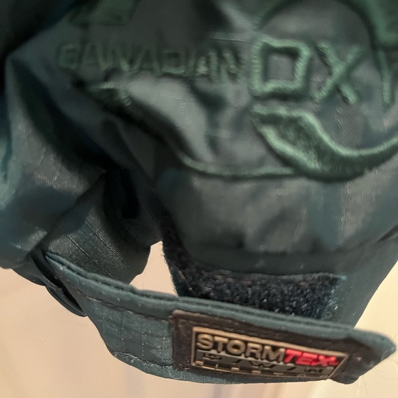 Storm Tech green like new zip men’s mesh lined jacket. - Picture 7 of 8